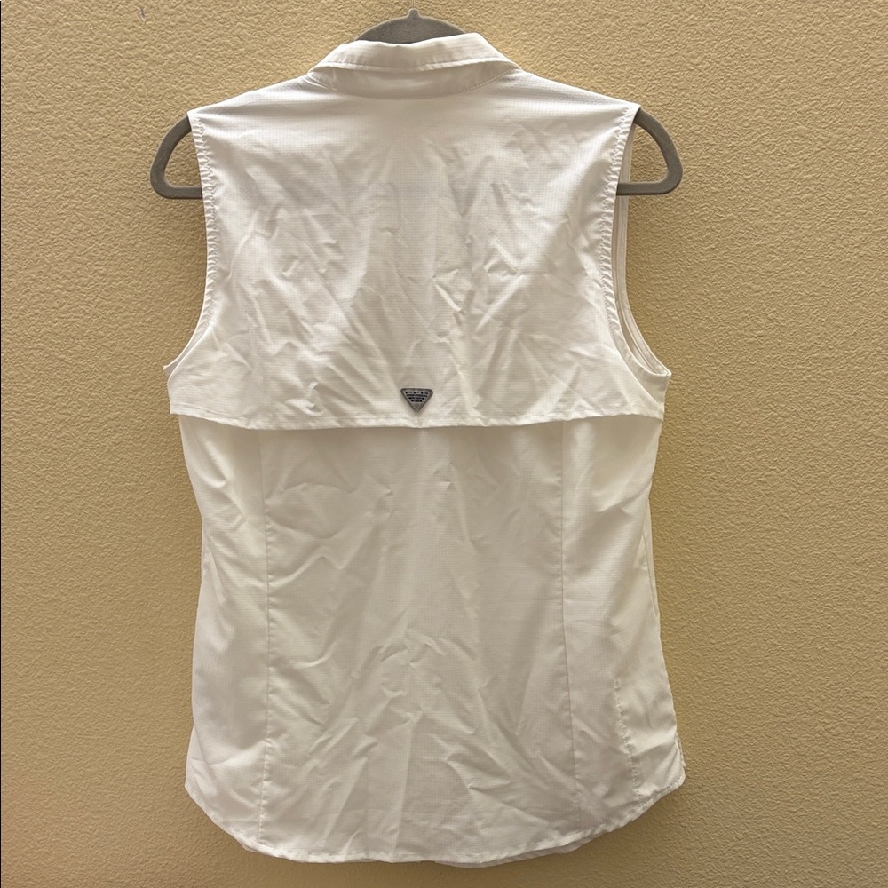 Columbia White Sleeveless Button-Down Shirt - Picture 3 of 4